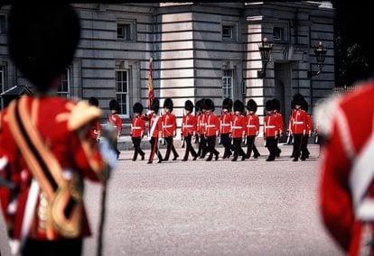london-changing-of-the-guard